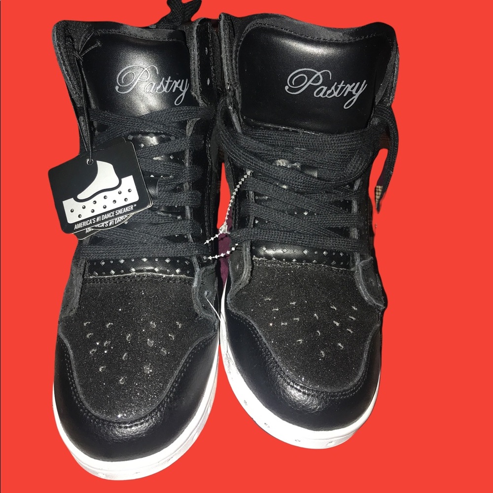 Love Pastry Womens 1DRM Fashion Sneakers, , Size 8